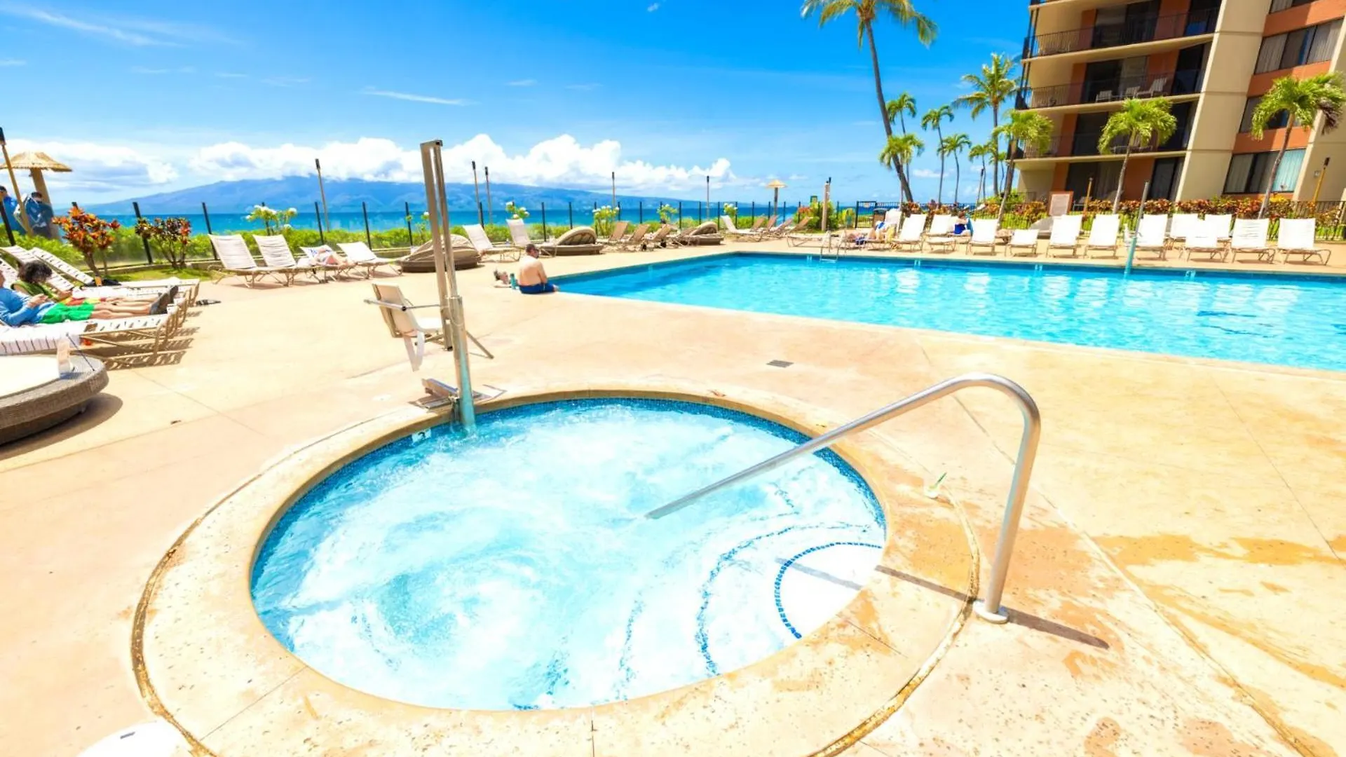 Kbm Resorts Free Car Kaanapali Shores Ks-260 Full Ocean View Beach Kid Amenities United States