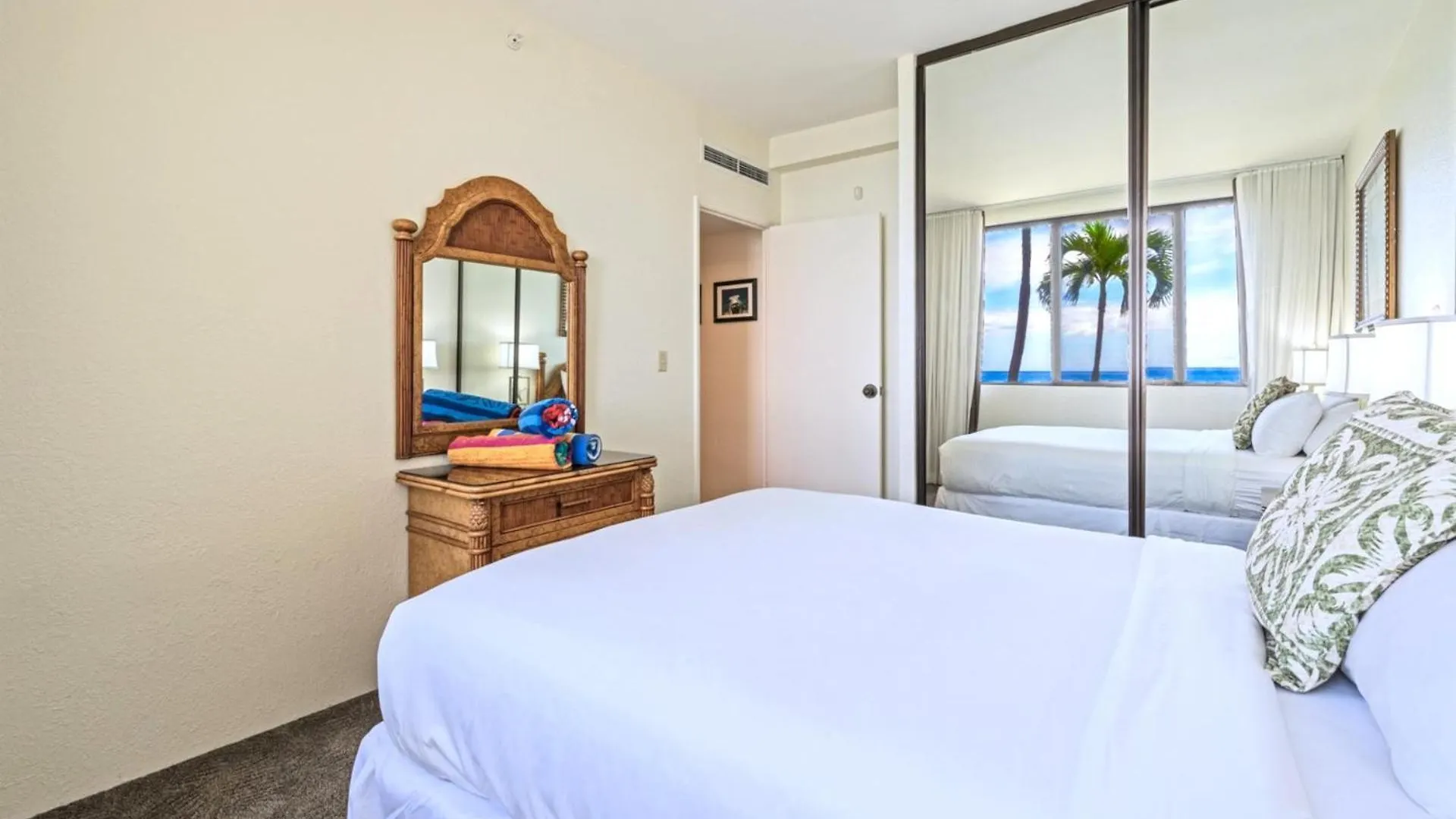 Apartment Kbm Resorts Free Car Kaanapali Shores Ks-260 Full Ocean View Beach Kid Amenities