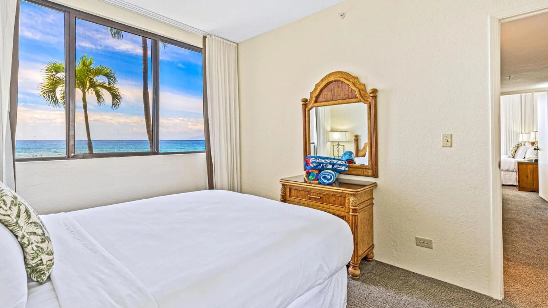 Apartment Kbm Resorts Free Car Kaanapali Shores Ks-260 Full Ocean View Beach Kid Amenities United States