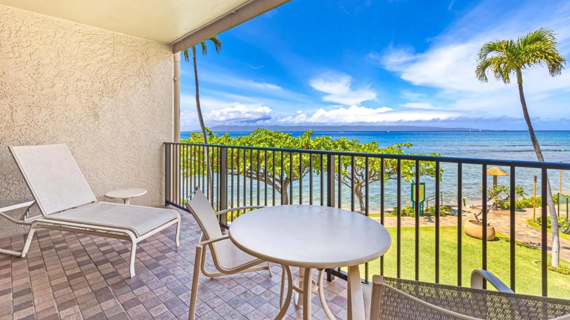 Kbm Resorts Free Car Kaanapali Shores Ks-260 Full Ocean View Beach Kid Amenities United States